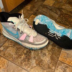 nike kryie